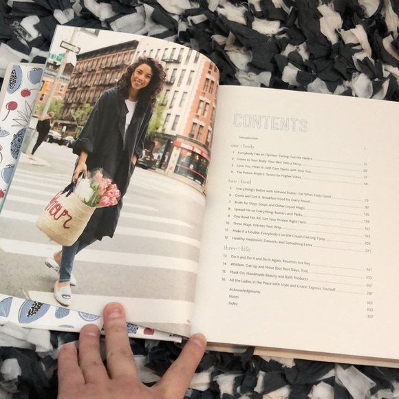 Do What Feels Good: Recipes, Remedies and Routines to Treat Your Body Right - Picture 7 of 16